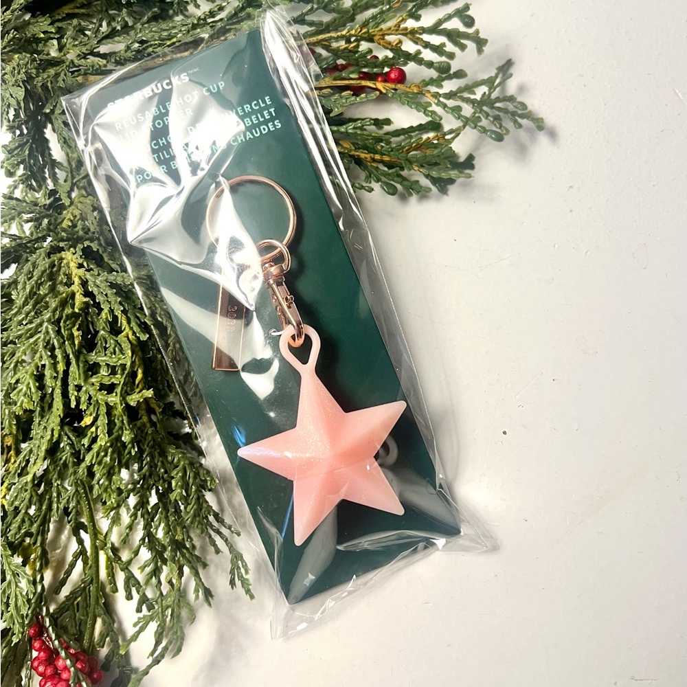 NWT, Starbucks 2023 Holiday Release, Star Keychain/Hot cup Stopper